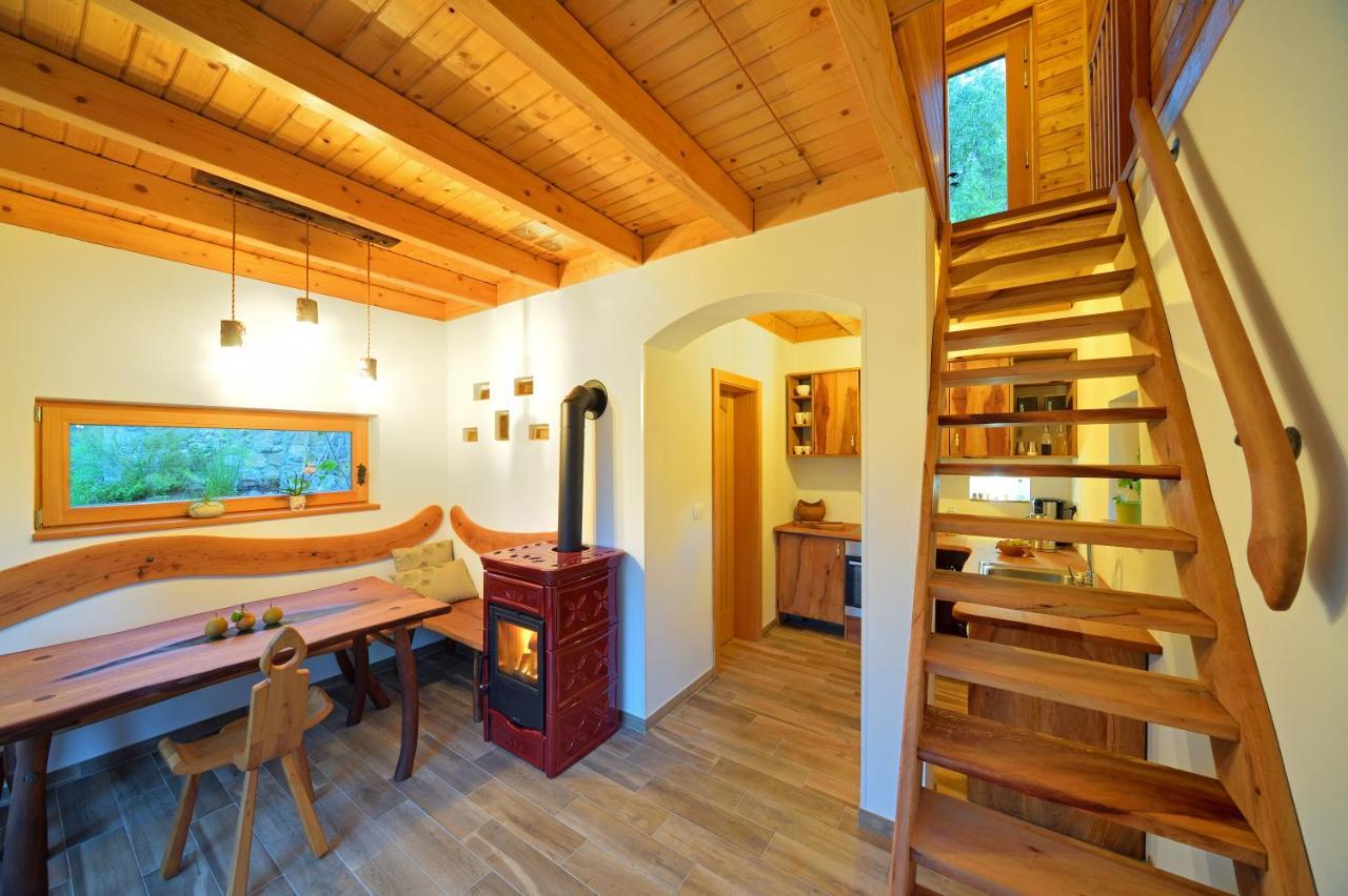 Granaries Pear & Walnut Villa Tolmin Bagian luar foto